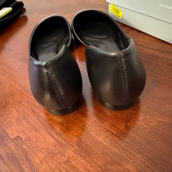 Antonio Melanie Black Flats size 10M - Picture 3 of 5